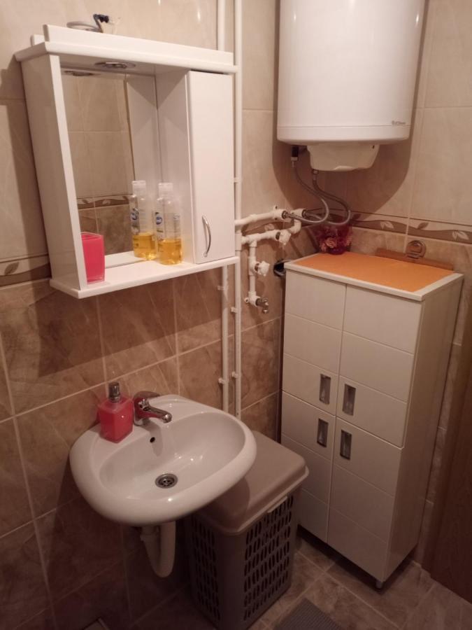 Apartman "Kapetana Luka" Ljubovija Exterior foto